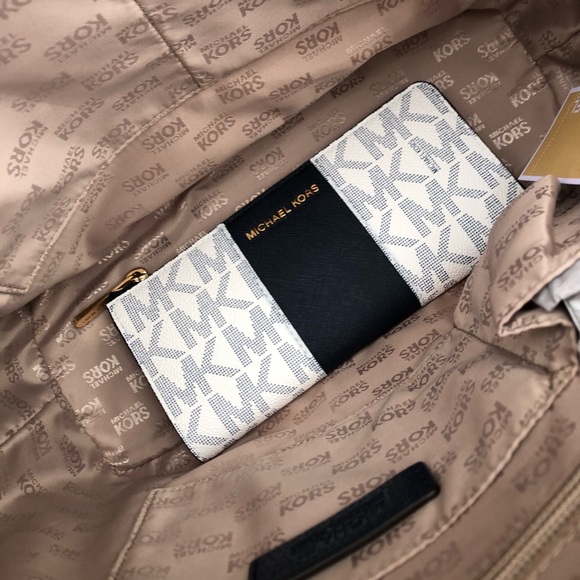 🆕 Matching Set 🎀 - Picture 7 of 7